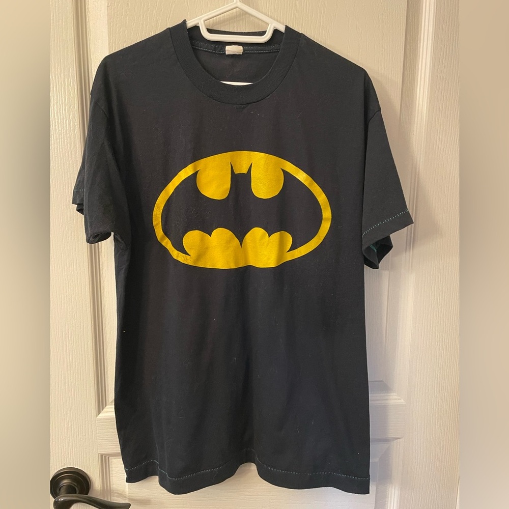 Men's Black Batman Logo T-Shirt